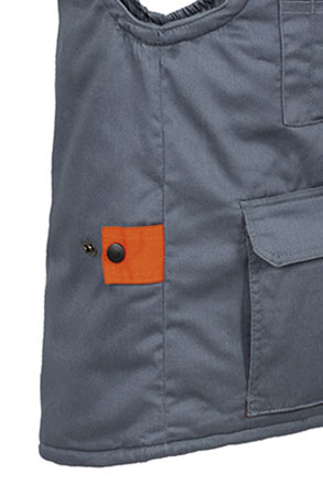 Vista laterale: parte posteriore più lunga