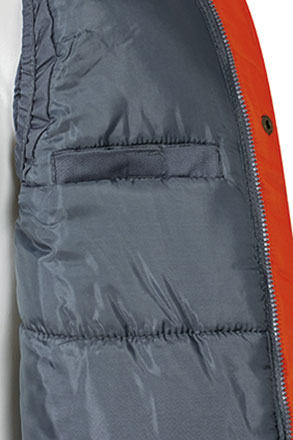 Dettaglio tasca interna in petto a sinistra