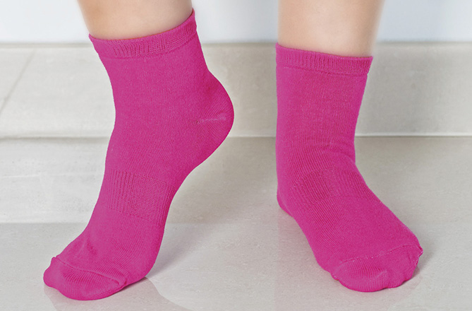 Valento calcetín deportivo corto FENIX