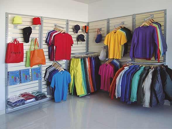 Ropa laboral, textil promocional y ropa deportiva