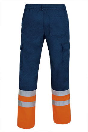 Vue de dos du vêtement